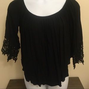 EUC BOHO GAUZY BLACK CROP TOP  BATTENBURG DETAIL